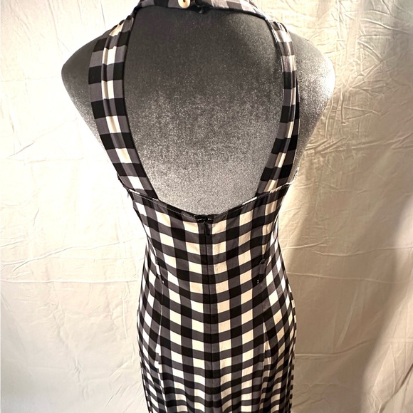 Silk Dress - Picture 2 of 9